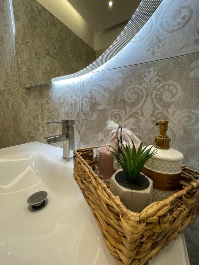 Agora Luxury Apartment 1 Lutráki Kültér fotó